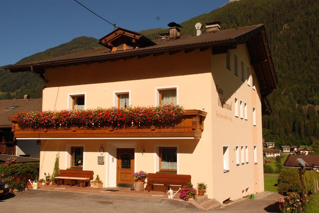 Appartement Haus Waltraud à Neustift im Stubaital Extérieur photo